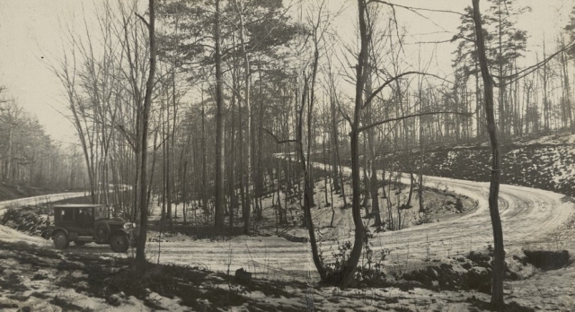 1929