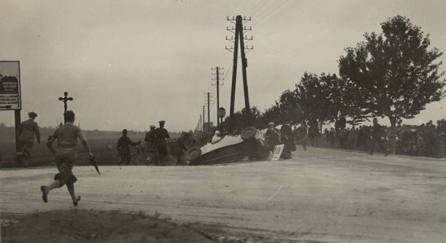1930